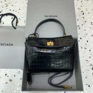 Replica Balenciaga