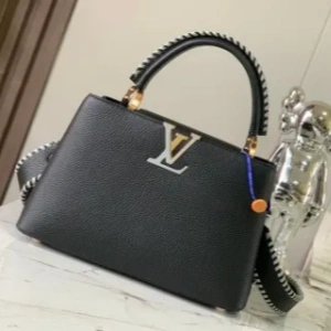 Replica LV Capucines