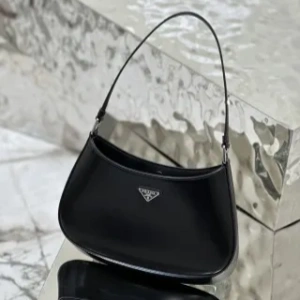 Replica Prada Cleo